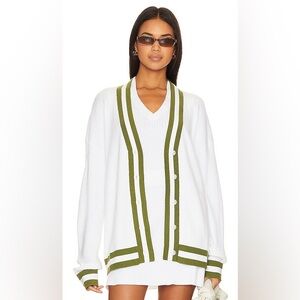 VARSITY VEST
WEWOREWHAT XS/S